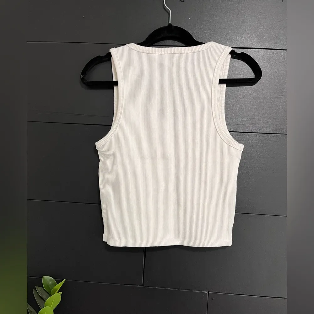 LOVE TREE White Sleeveless Shirt Women’s Ribbed Tank Top Diamonds Sz L NWOT - Image 4
