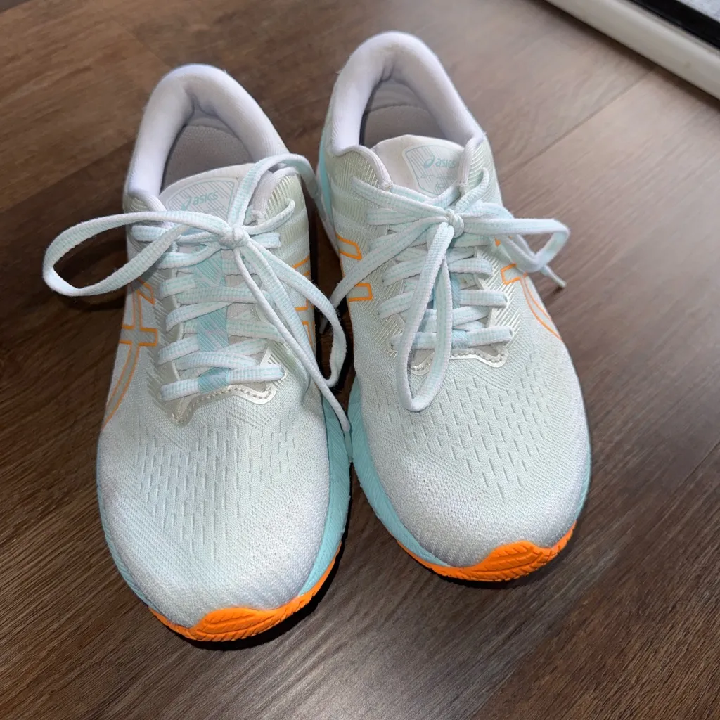 Asics Women's White and Teal Running Shoes - Image 2