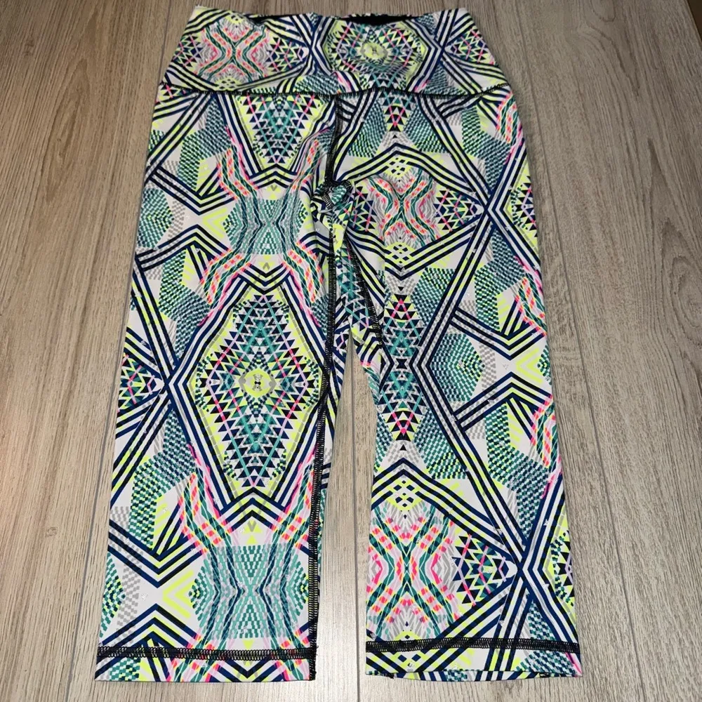 Victoria's Secret sport vsx Geometric Patterned Leggings tights Blue Pink green - Image 2