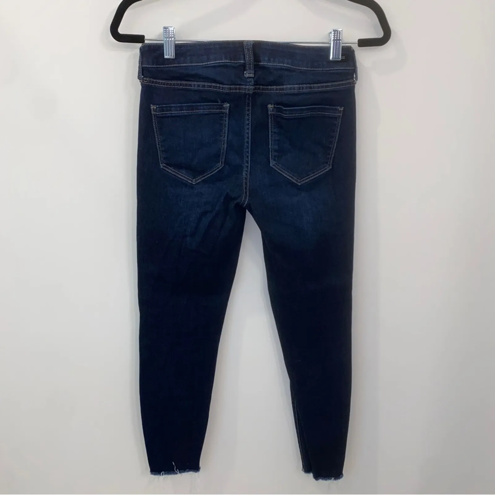 Liverpool Jeans Company The Crop Jeans Raw Edge Hem Size 2 Size 26 Dark Wash - Image 5