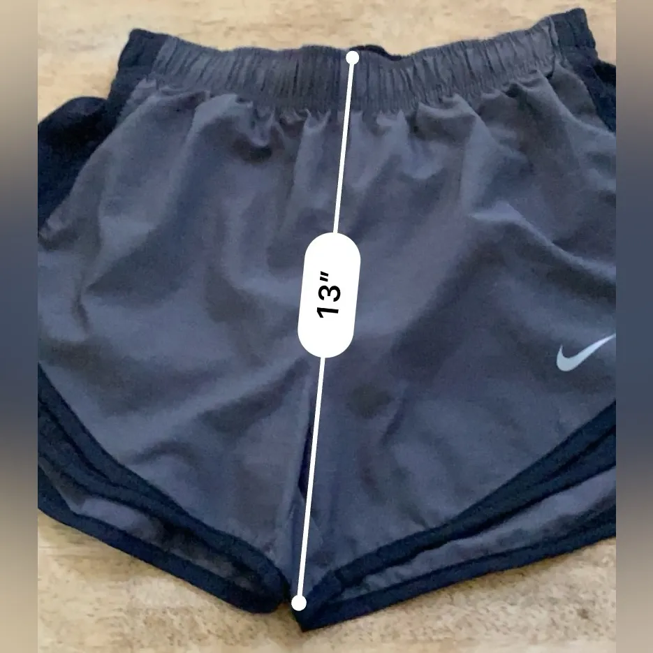 Nike Tempo Women’s‎ Sz XS Wolf Grey/Black Poly Running Shorts - Image 13