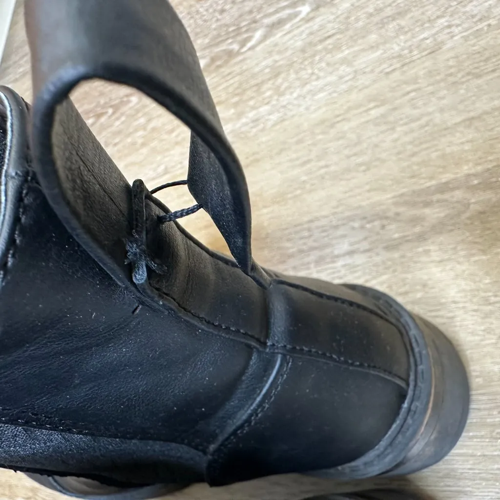 Journee Collection Mirette Chelsea Boot 7 - Image 4