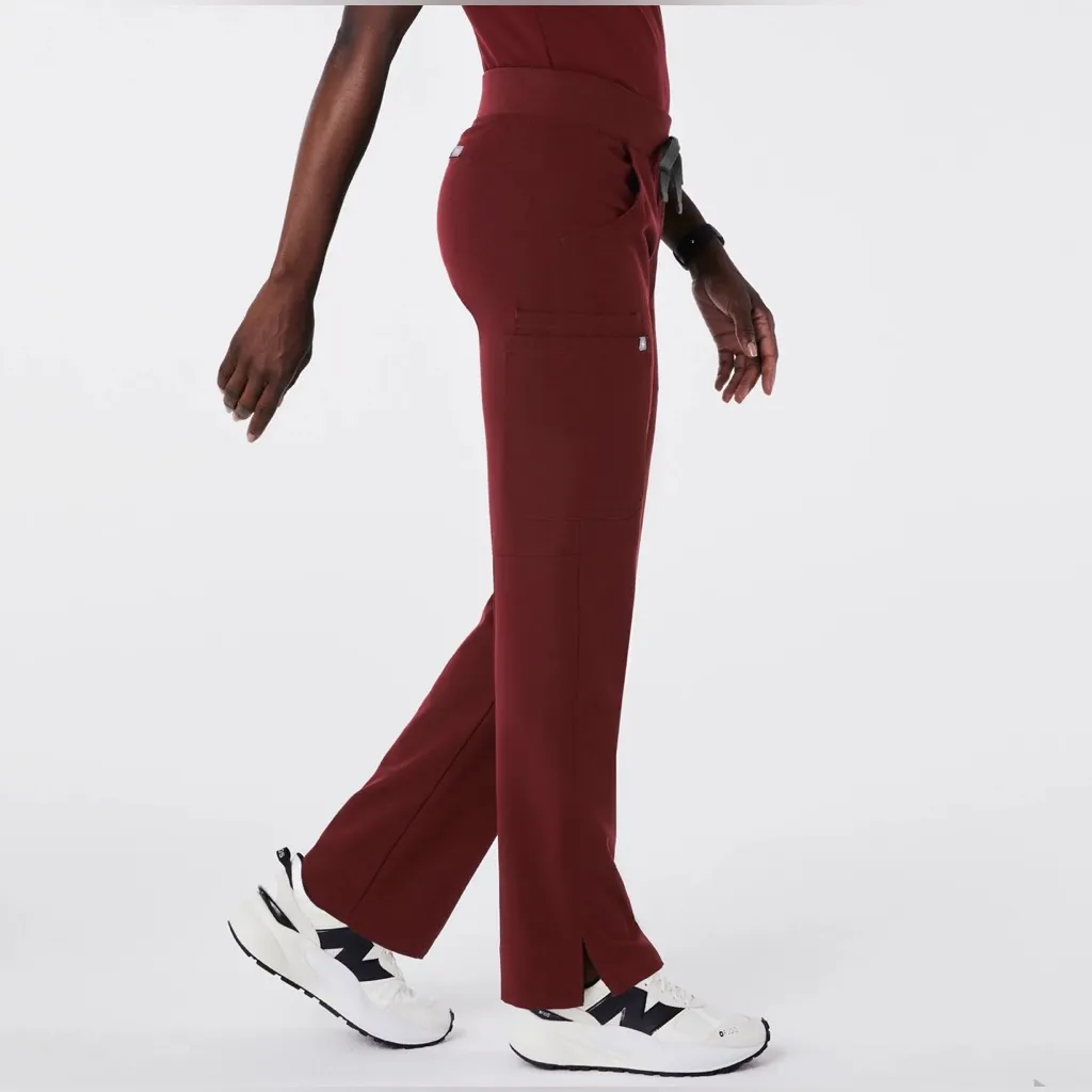FIGS Burgundy Casma Three-Pocket Top & Kade Cargo‎ Scrub Pants Set Size XL/XXL - Image 7