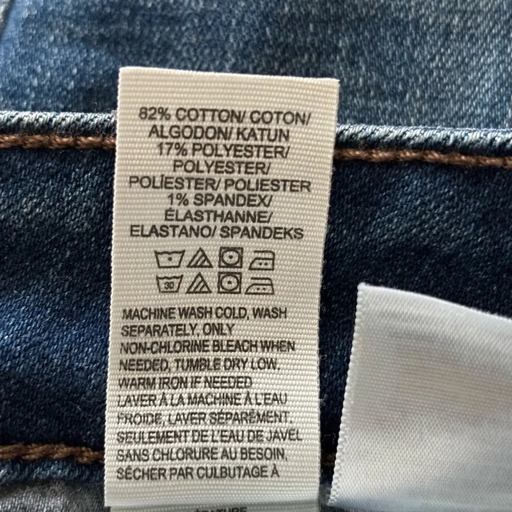 Lolita Skinny Mid Rise Size 6/28 - Image 16