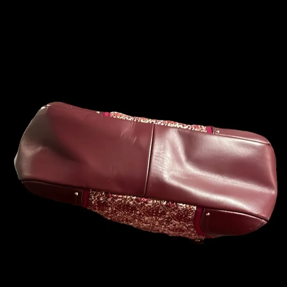 COACH Poppy Quilted Boucle Blaire Tote with crossbody strap - Image 3