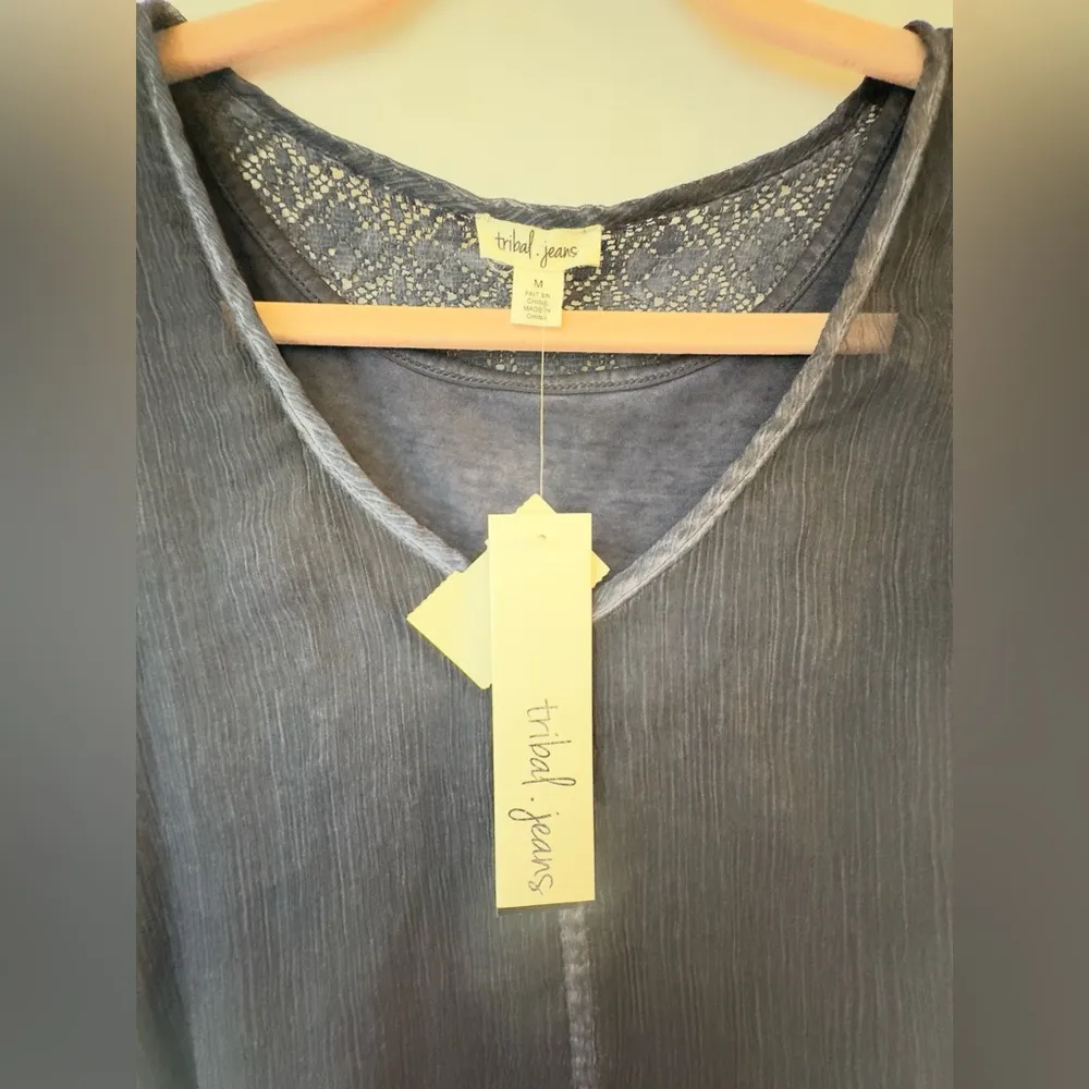 Tribal Jeans Woven Seaport Navy V Neck Sleeveless Lace Back Tank size medium NWT Blue - Image 7