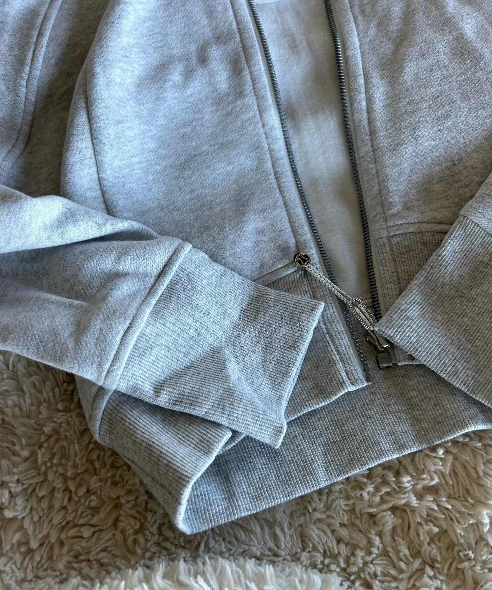 Scuba Full-zip Cropped Hoodie - Image 5