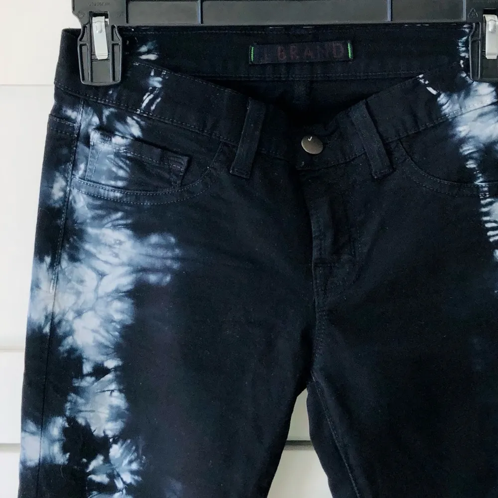 J BRAND Tie Dye Rinse Twill Black Pencil Leg Skinny Jeans, sz. 25 - Image 7