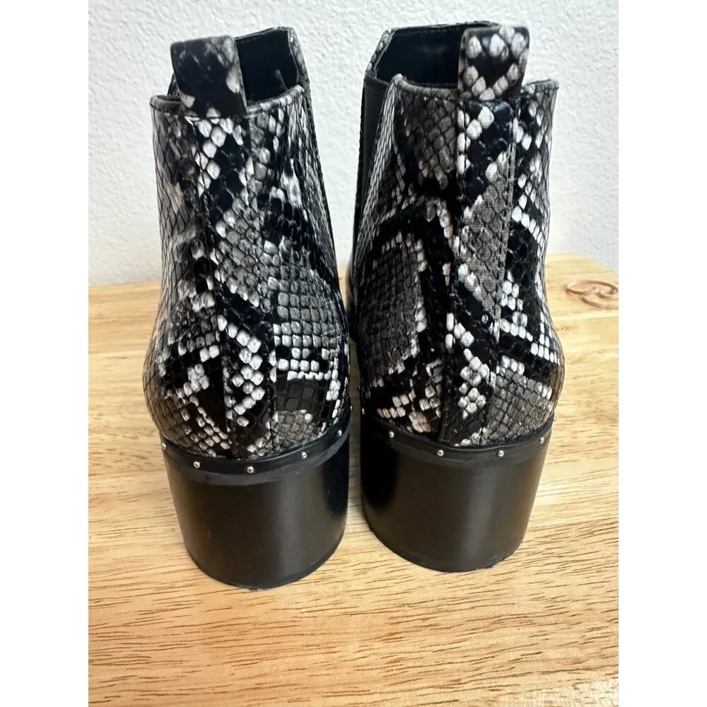 Bar III Women's Synthetic Pull On Black White Snake Skin Print  Ankle Bootie - Image 4