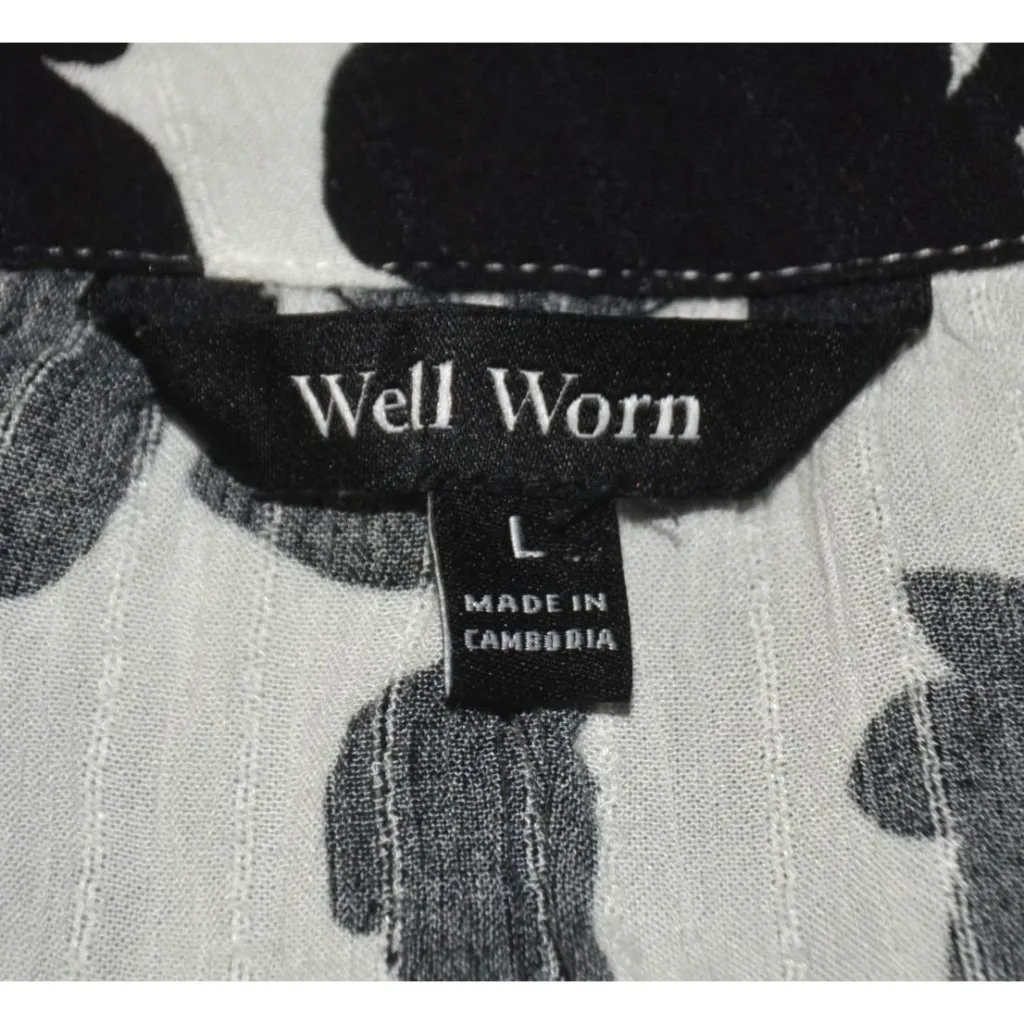 Well Worn Ladies Black & White Floral V-Neck Short Sleeve Blouse Top Size L - Image 8