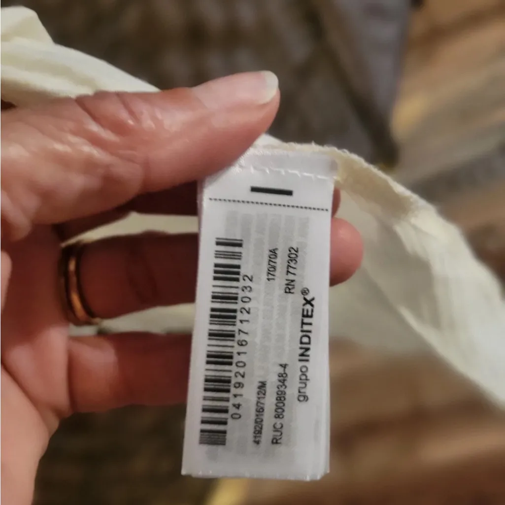 ZARA Elegant Cream Maxi Skirt - Image 4