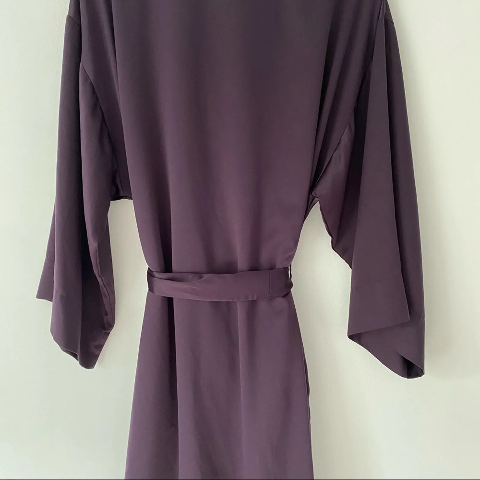 Natori Purple Deep Plum Wrap Robe size small - Image 5
