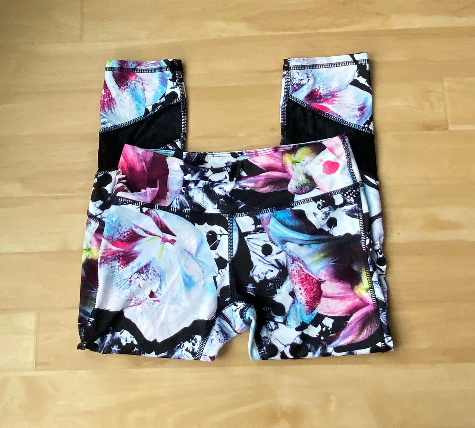 Capri Leggings - Image 3