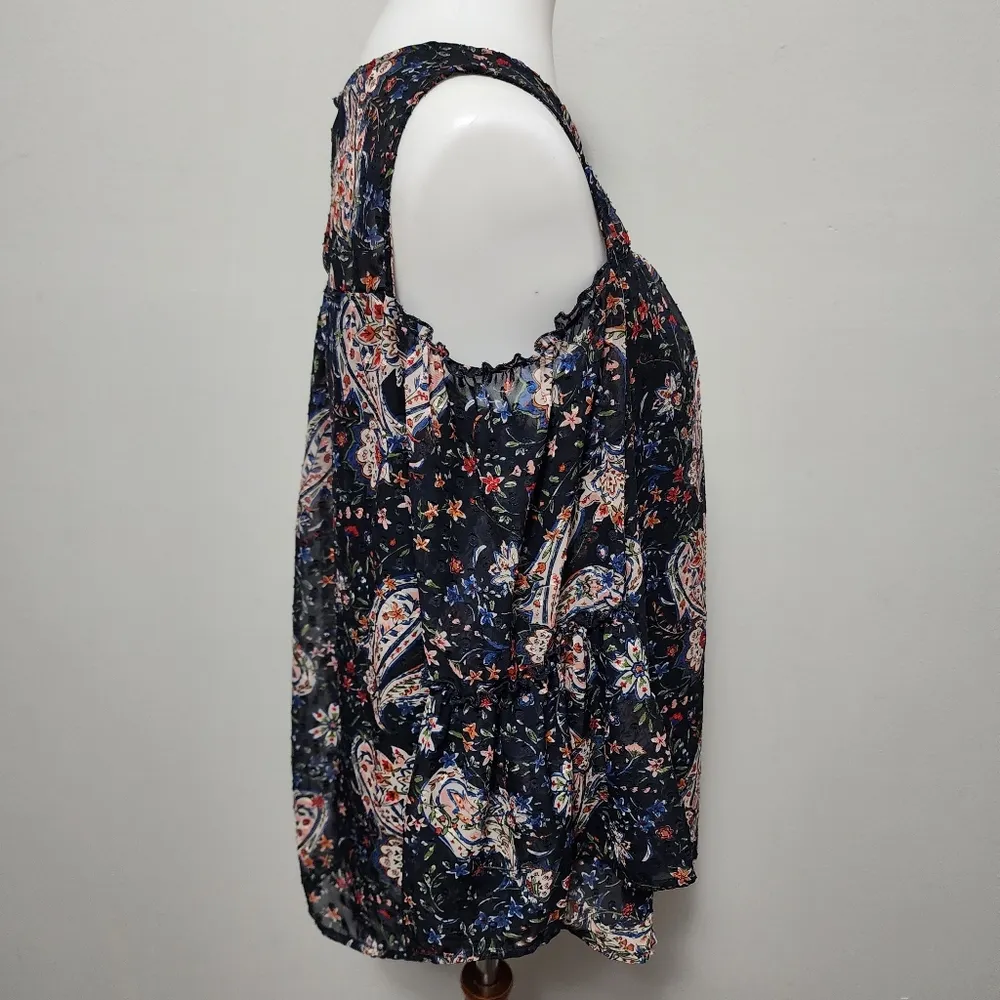 Westport Navy Paisley Cold Shoulder Blouse Size Medium - Image 4