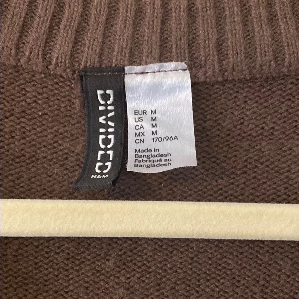 Divided H&M Size Medium Women's Teen Girl Brown Cropped Cardigan Sweater - Image 2