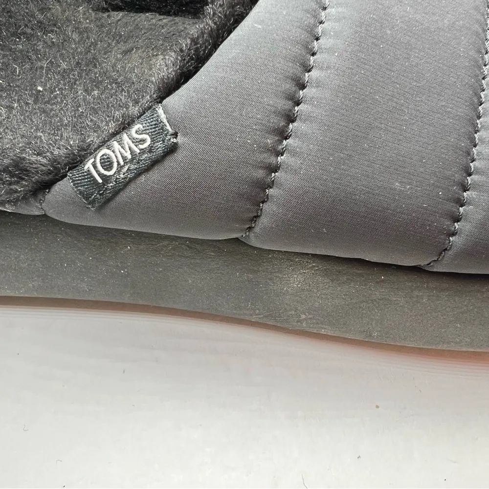 Women’s TOMS Alpargata Mallow Mule Black Matte Faux Fur Slipper Size 11 casual - Image 5