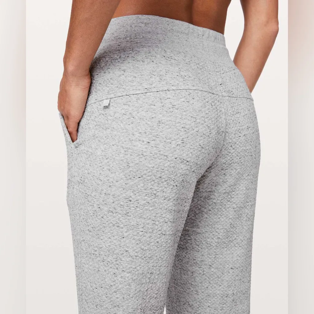 Lululemon Warm Down Jogger I| 28" Size 0 - Image 3