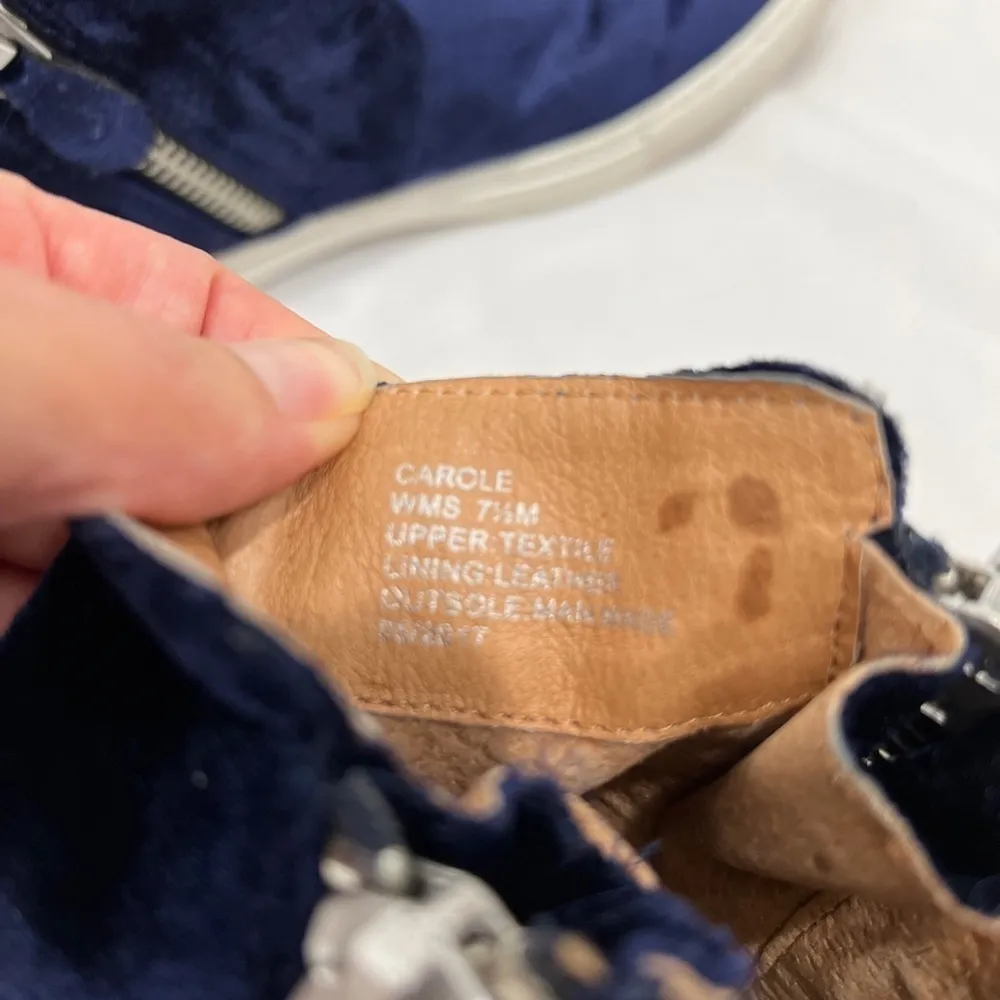 Gentle Souls Carole Navy Velvet Hidden Wedge Sneakers‎ - Image 9