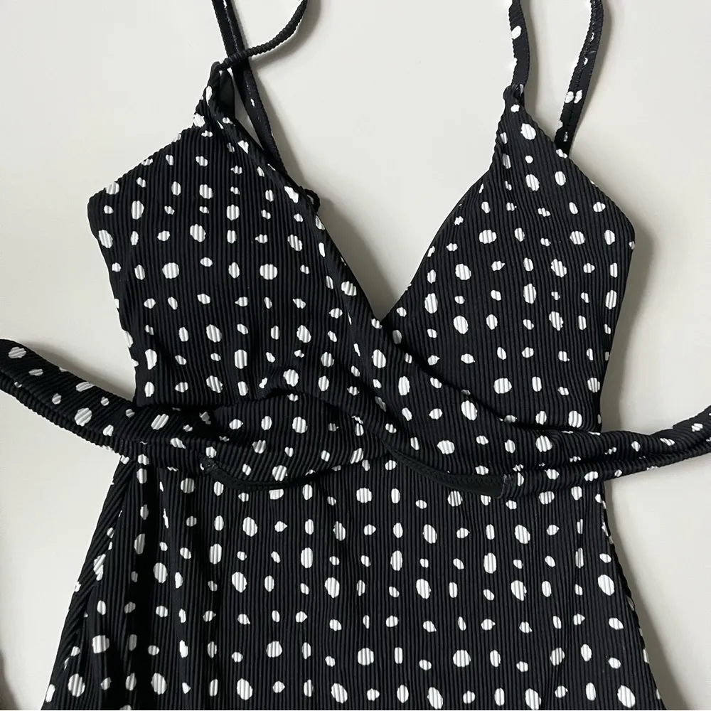 Aerie • NWT Black and White Polka Dot Wrap Swimsuit - Image 4