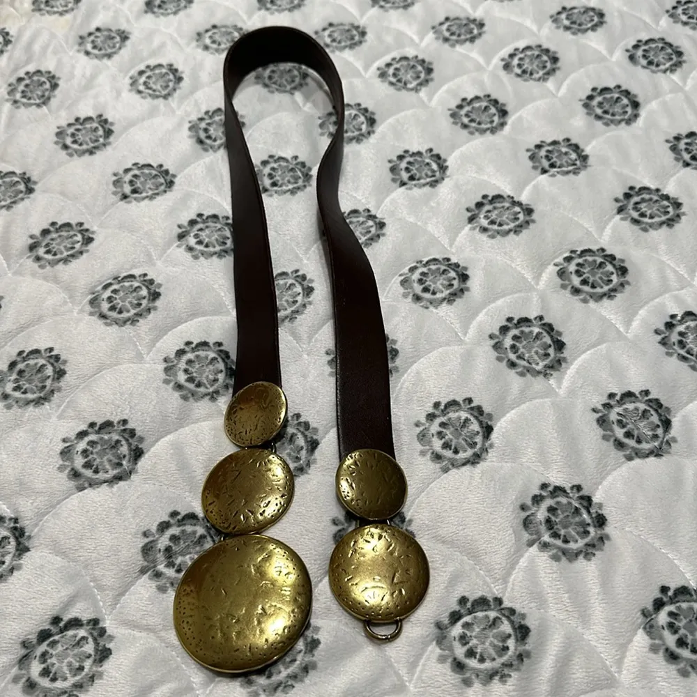 Coldwater Creek Brown Leather Distressed Medallion Sling Belt - Image 3