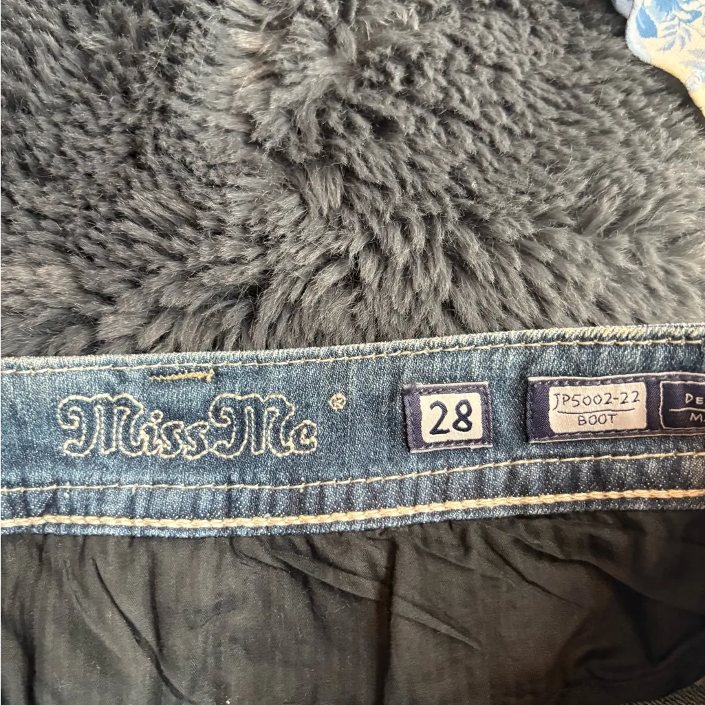 Miss Me Y2K 2000s Buckle Bootcut Embellished Distress Denim Jeans Sz 30x35 Long - Image 3