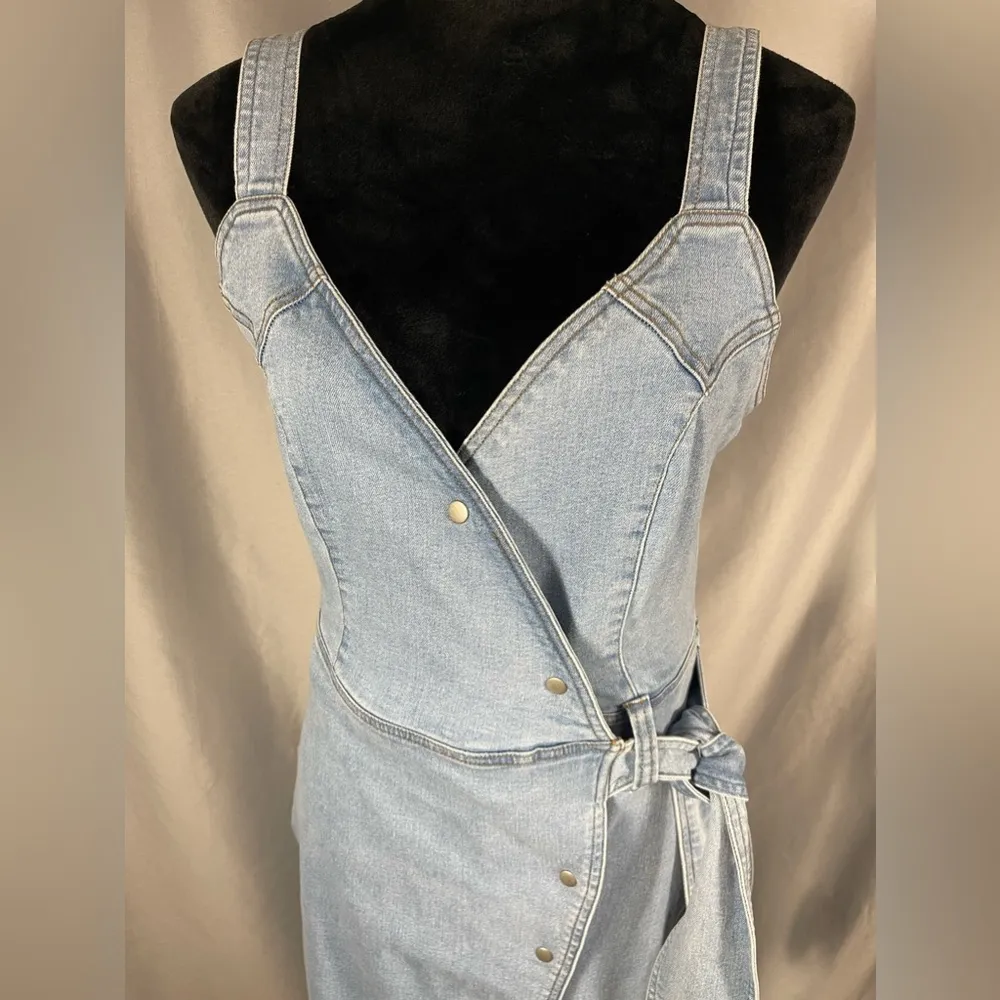 Venus Womens Dress Jean Denim Light Blue Snap Closure Faux Wrap Overall Fringe 8 - Image 4