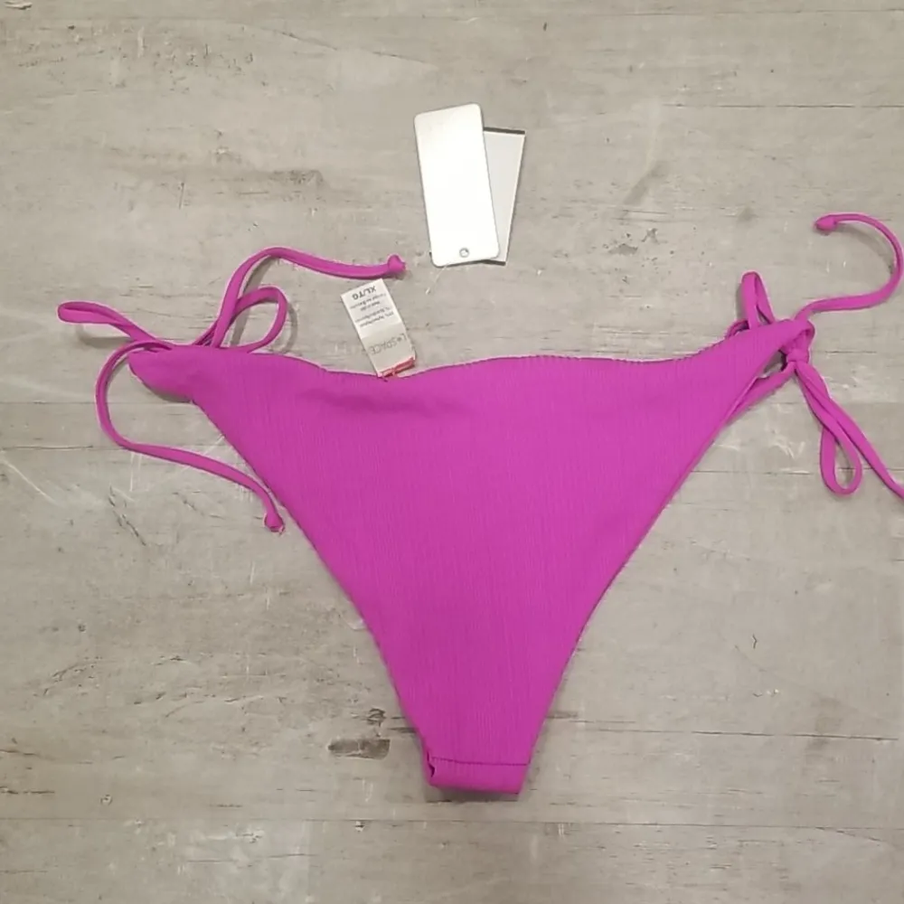 💕L*SPACE Lily Ribbed Bikini Bottom Bright Fuchsia - Image 14