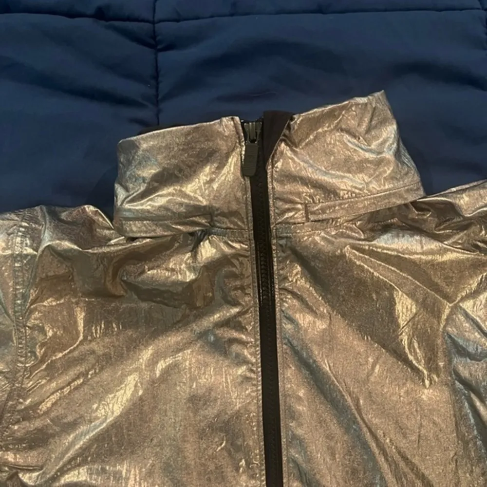 NWOT Lululemon Get Stellar Jacket size Titanium Foil size‎ S/M - Image 5