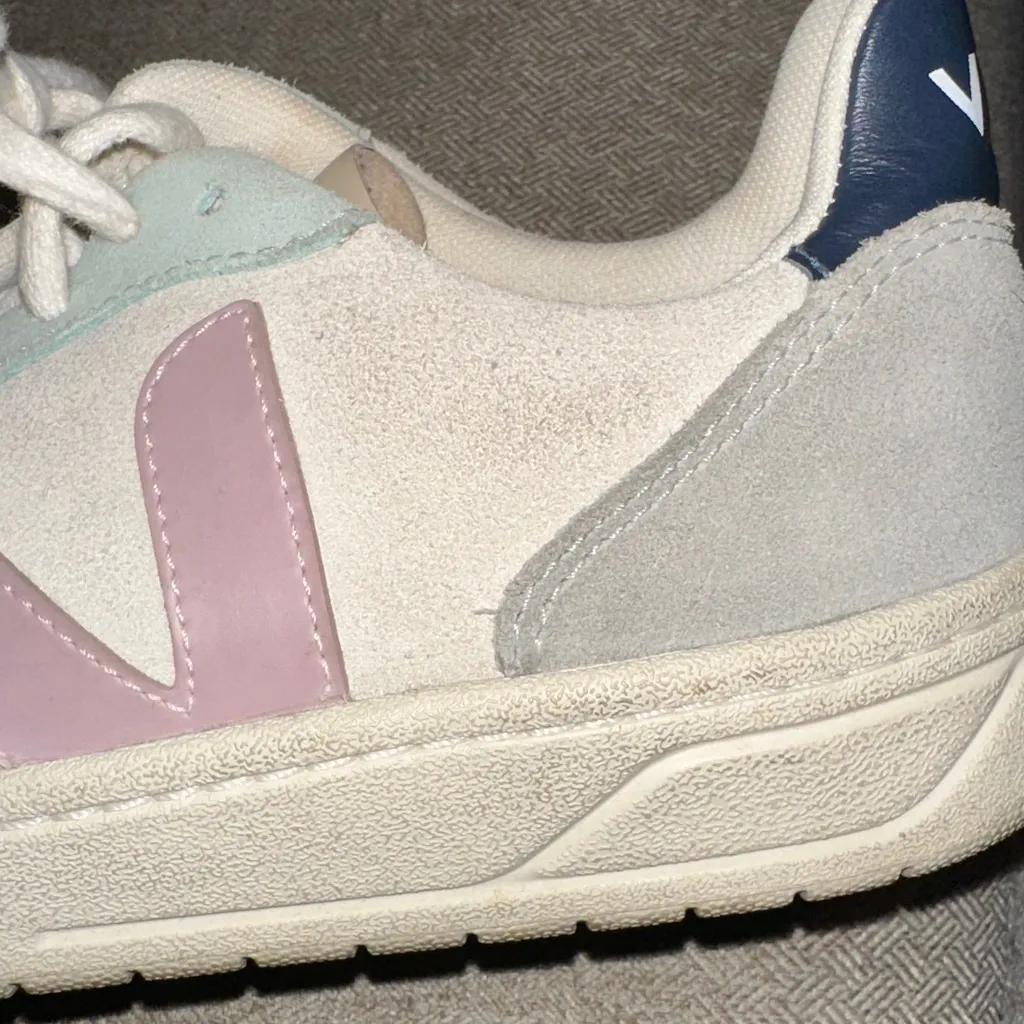 Veja Pastel Sneakers - Image 7