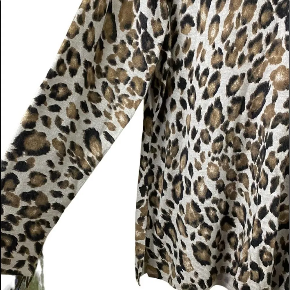 ADDICTIONS by Chico’s Animal Print V Neck Sweater Size Large 3 - Image 2