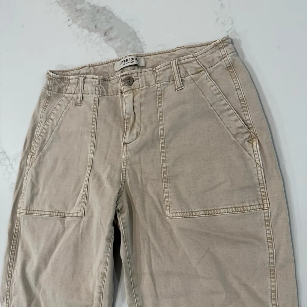 Liverpool Los Angeles Crop Utility Cargo Capri Khaki Pants Womens 8P Cinched Leg - Image 3