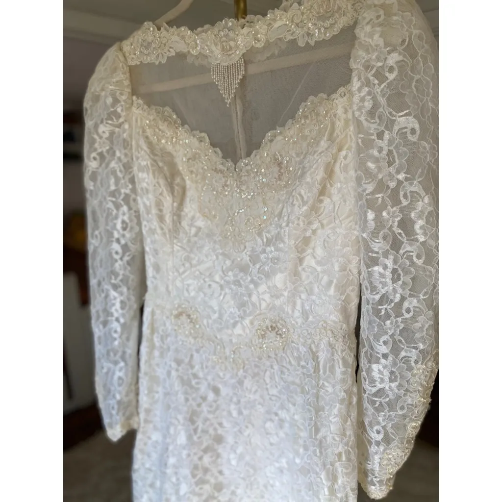 Vintage Romantic Lace Overlay Long Sleeve Wedding Dress Clean Girl Castle Bride White - Image 6