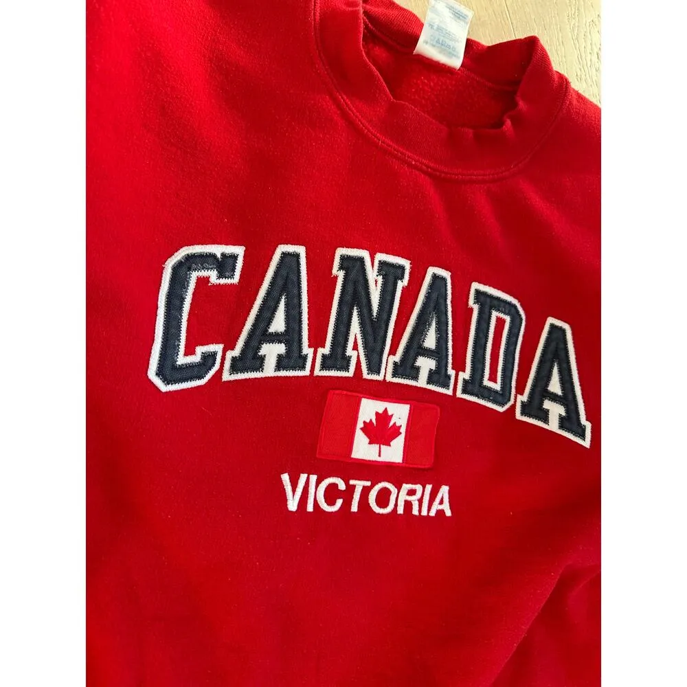 Vintage 90s Gildan Sweatshirt Logo Graphic Canada Victoria Red Size Medium - Image 2