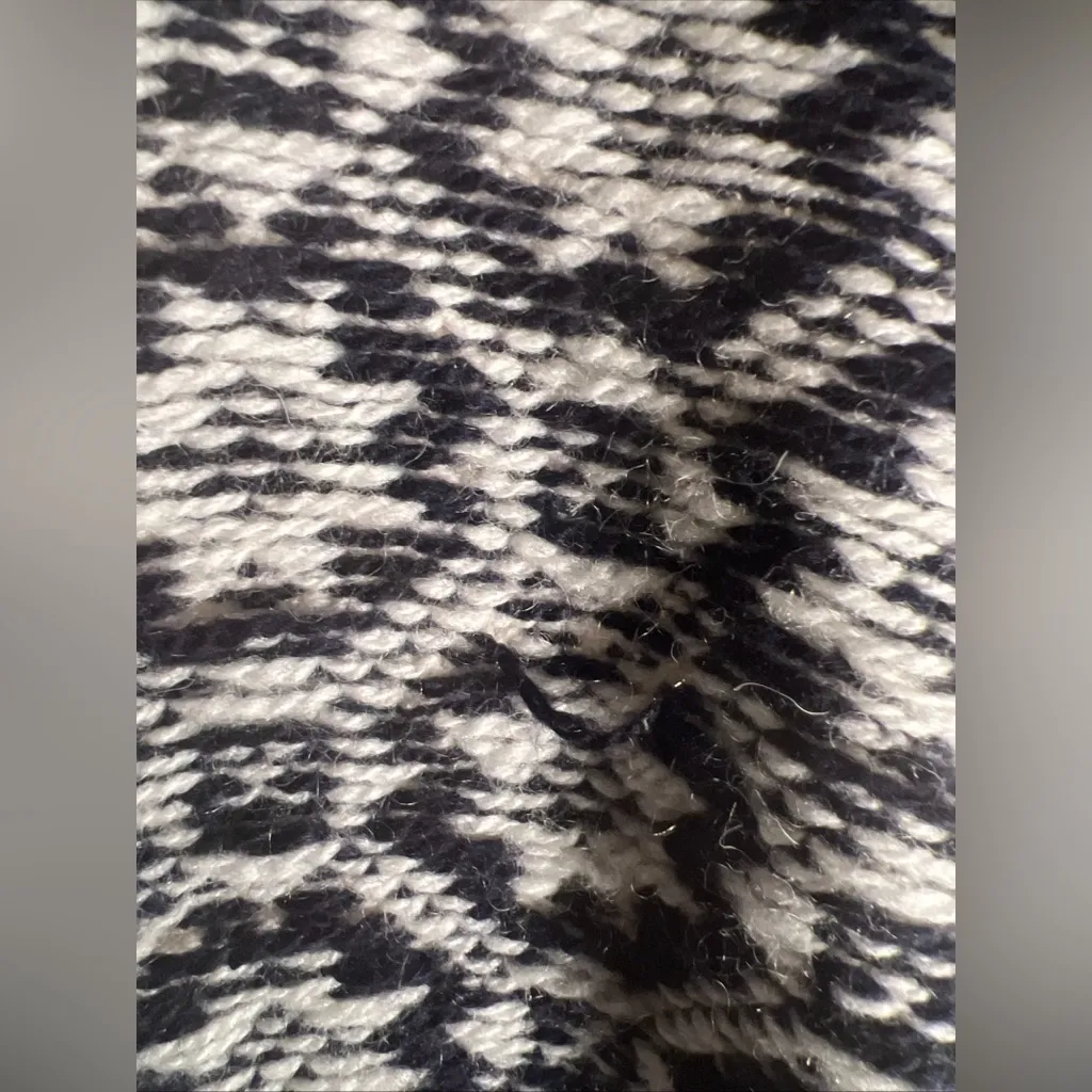 Estonia Womens 100% Wool Nordic Design Classic Cardigan Sweater W/Metal Clasp|SM Black - Image 15