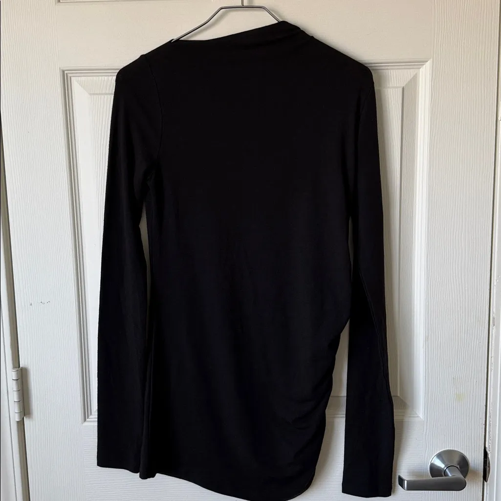 Modern Citizen  Classic Black Long Sleeve Top. - Image 8