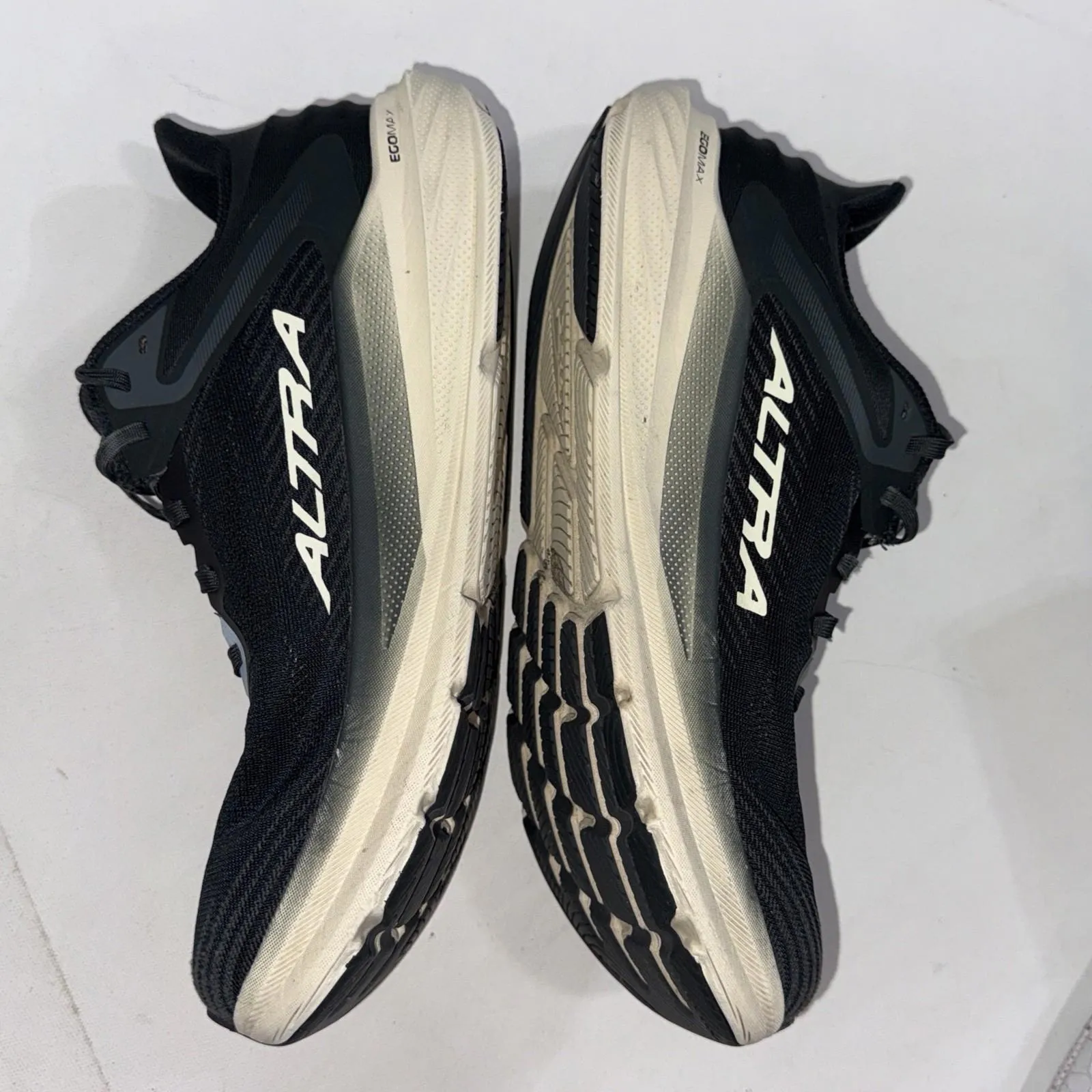 Altra Torin 8 Athletic Running Walking Athleisure Sneakers Shoes Women’s Sz 10.5 Black - Image 4