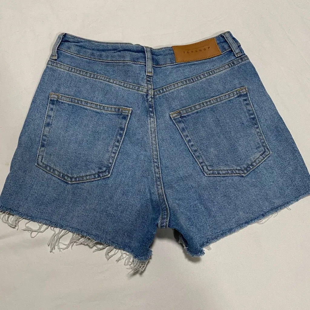 MINT $60 Topshop Premium Moto MOM Jean Denim Light Washed Shorts UK 6 US 2 XS S - Image 4