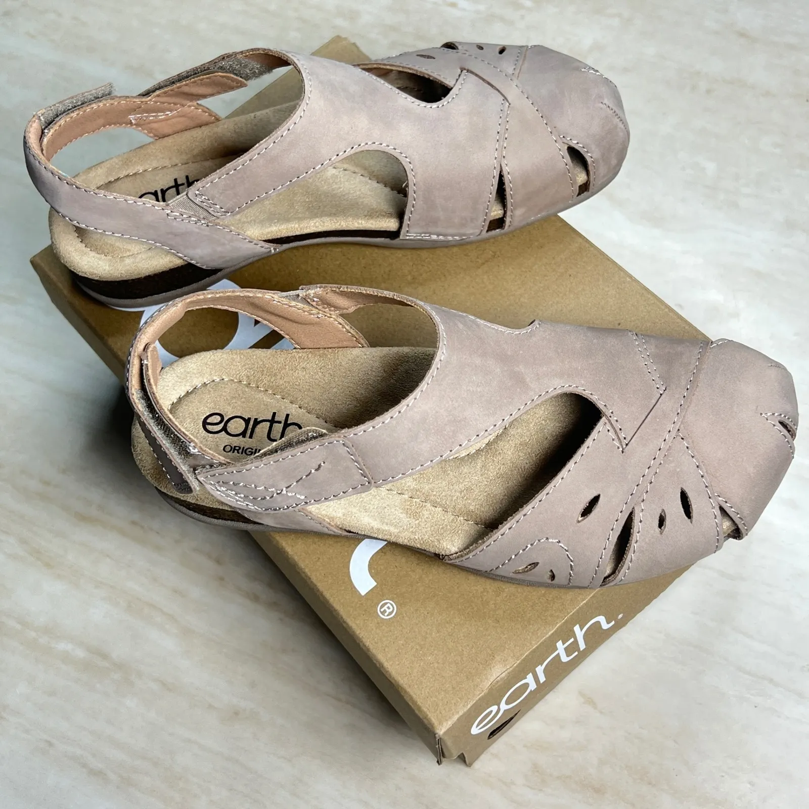 Earth Origins Women's Sandals Size 6M Beige Leather Comfort Casual Shoes - Image 6