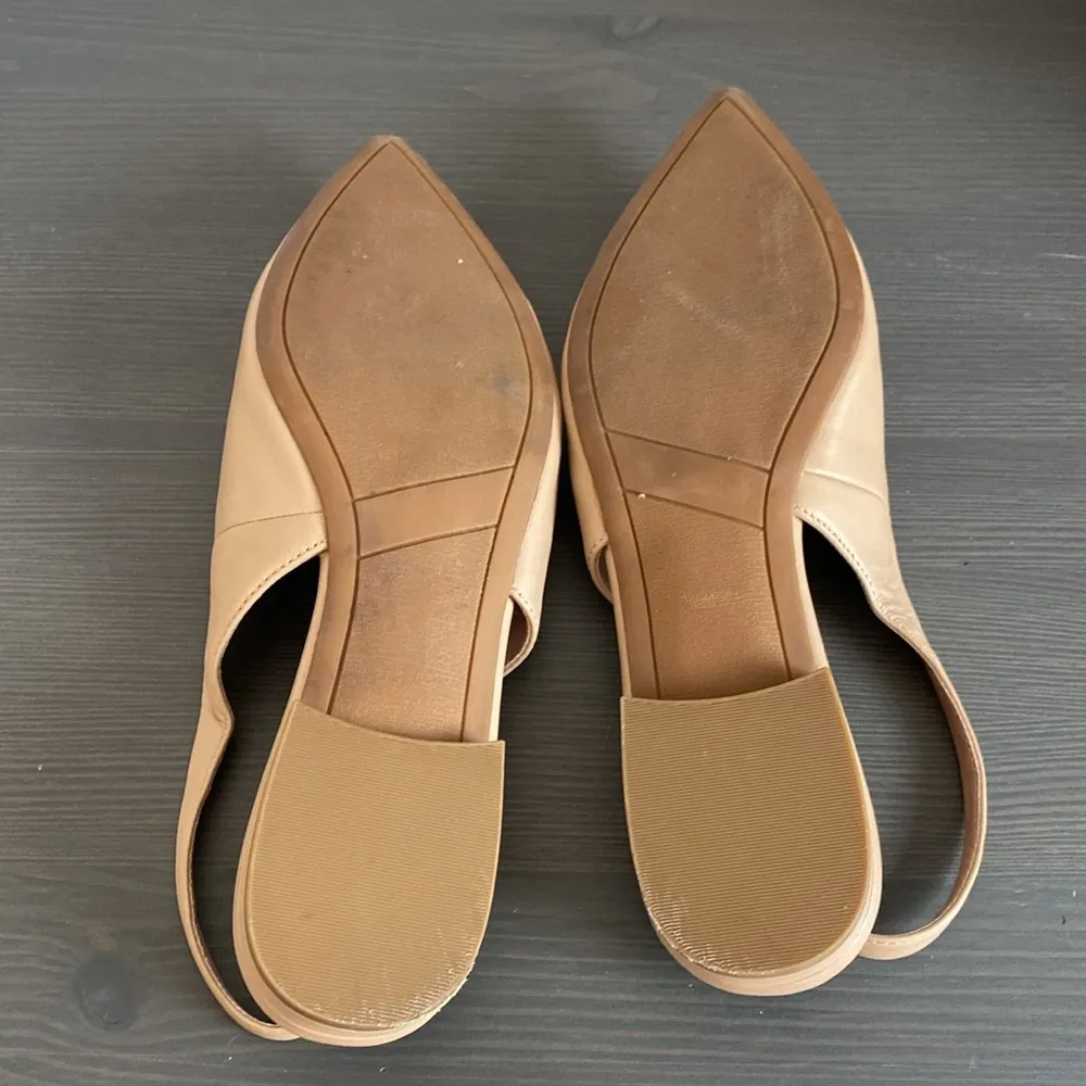 Nordstrom  Весса Pointed Toe Slingback Leather Flat Buckle Accent Tan Size 8 - Image 7