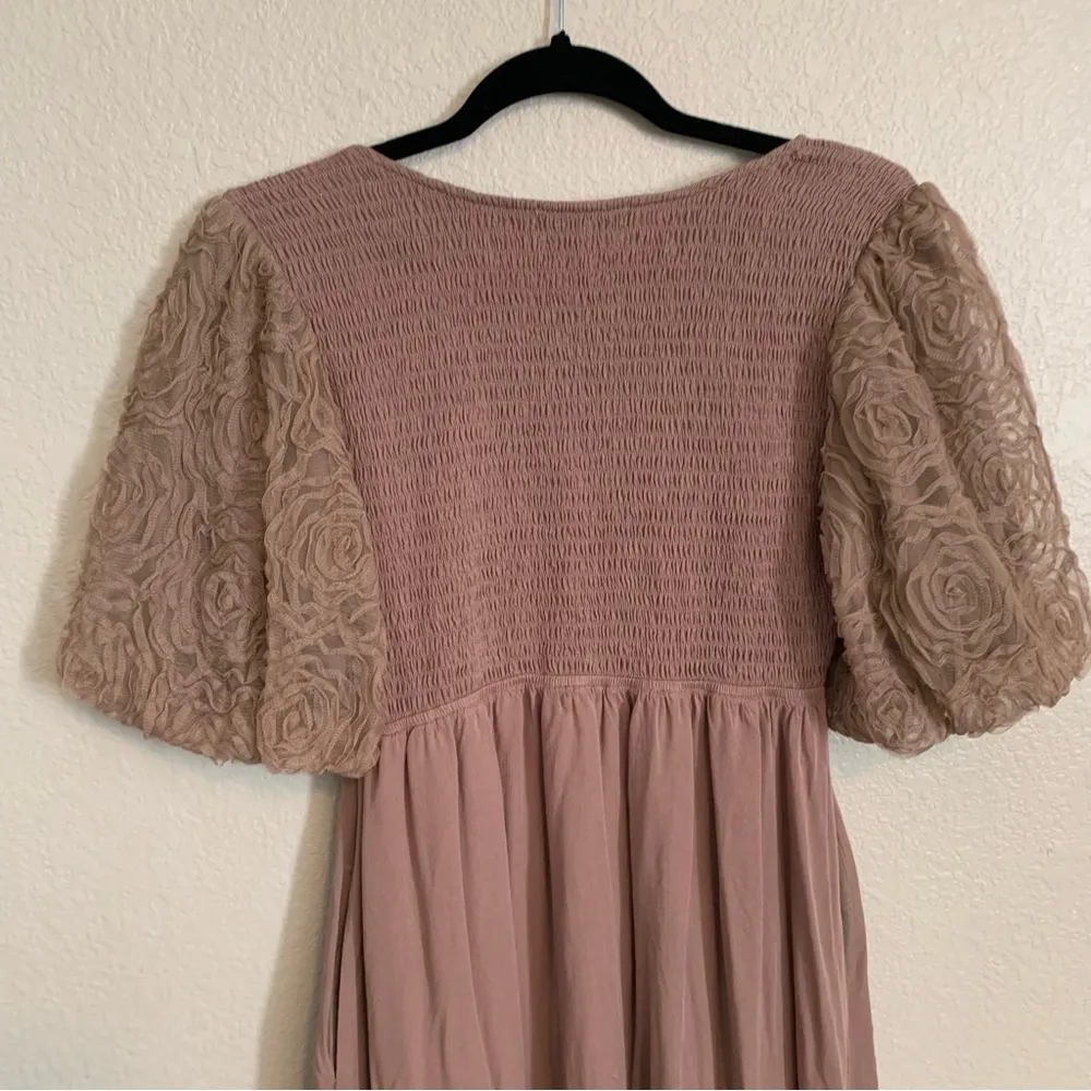 Polagram 🌺 Taupe tan brown smocked shirred floral puff sleeve mini midi dress - Image 4