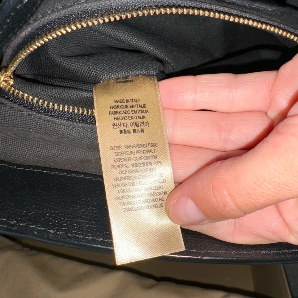 AUTHENTIC  Banner Tote - Image 11