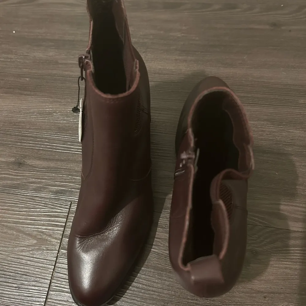 GIANI BERNINI Women's Black Korma Ankle Booties - Image 4