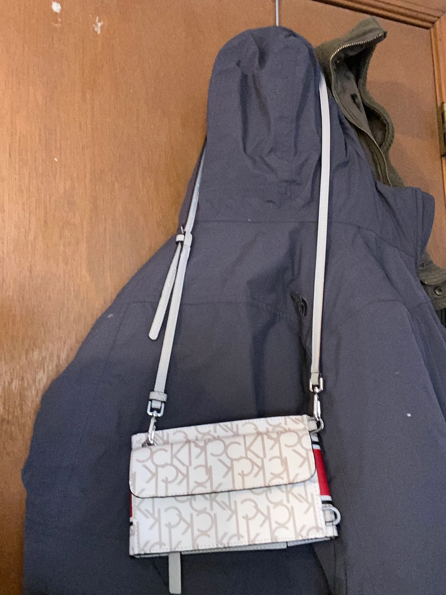 Card And Change Holder - Image 5