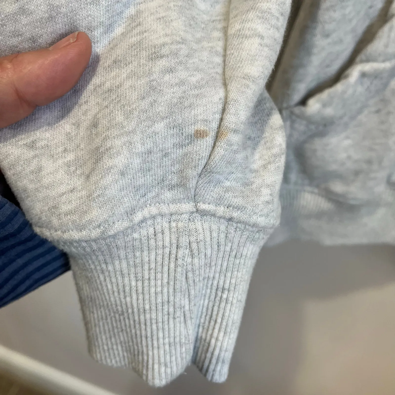 Hollister California Graphic Hoodie Floral Sleeve Embroidery Gray Pullover M - Image 8