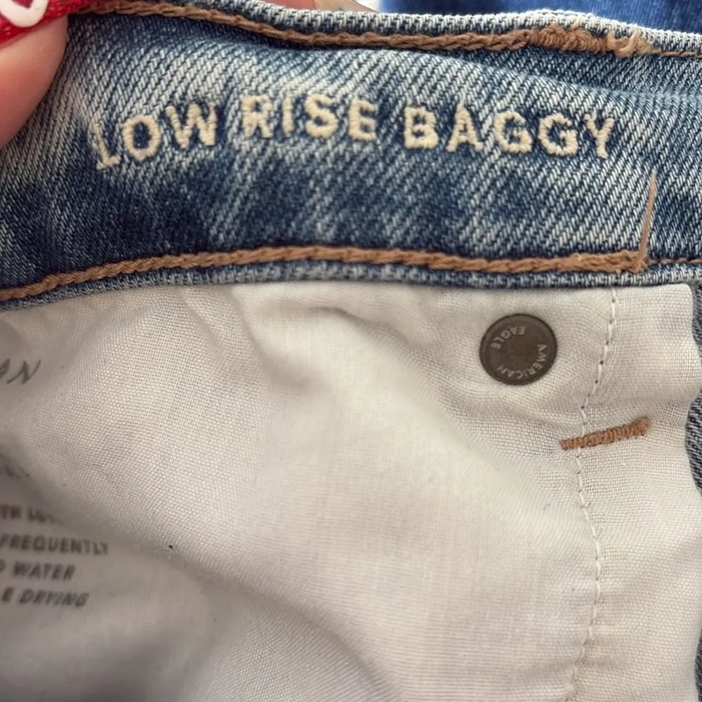 American Eagle Low Rise Baggy Jean - Image 4