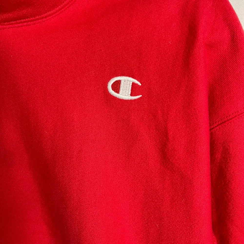 Champion Red Reverse Weave Hoodie Size Medium - Image 4
