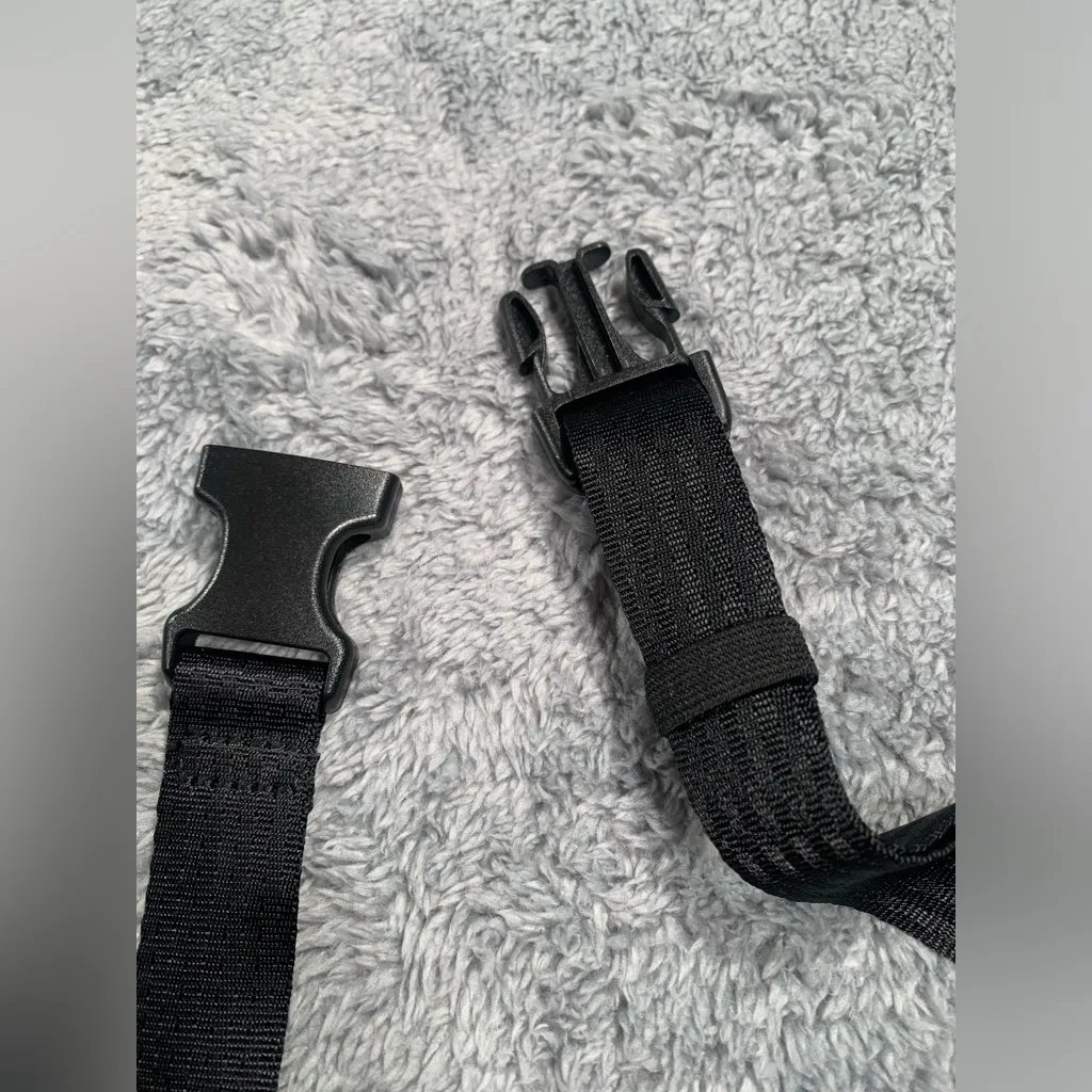 Athleta black belt bag fanny pack - Image 7