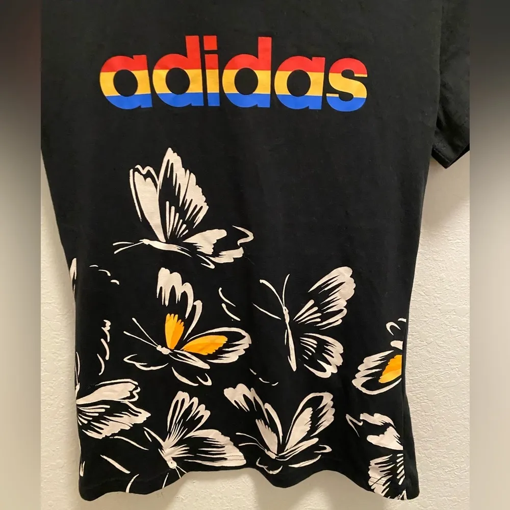 Adidas X Farm Rio Butterfly Rainbow Graphic T-Shirt Size Small - Image 5