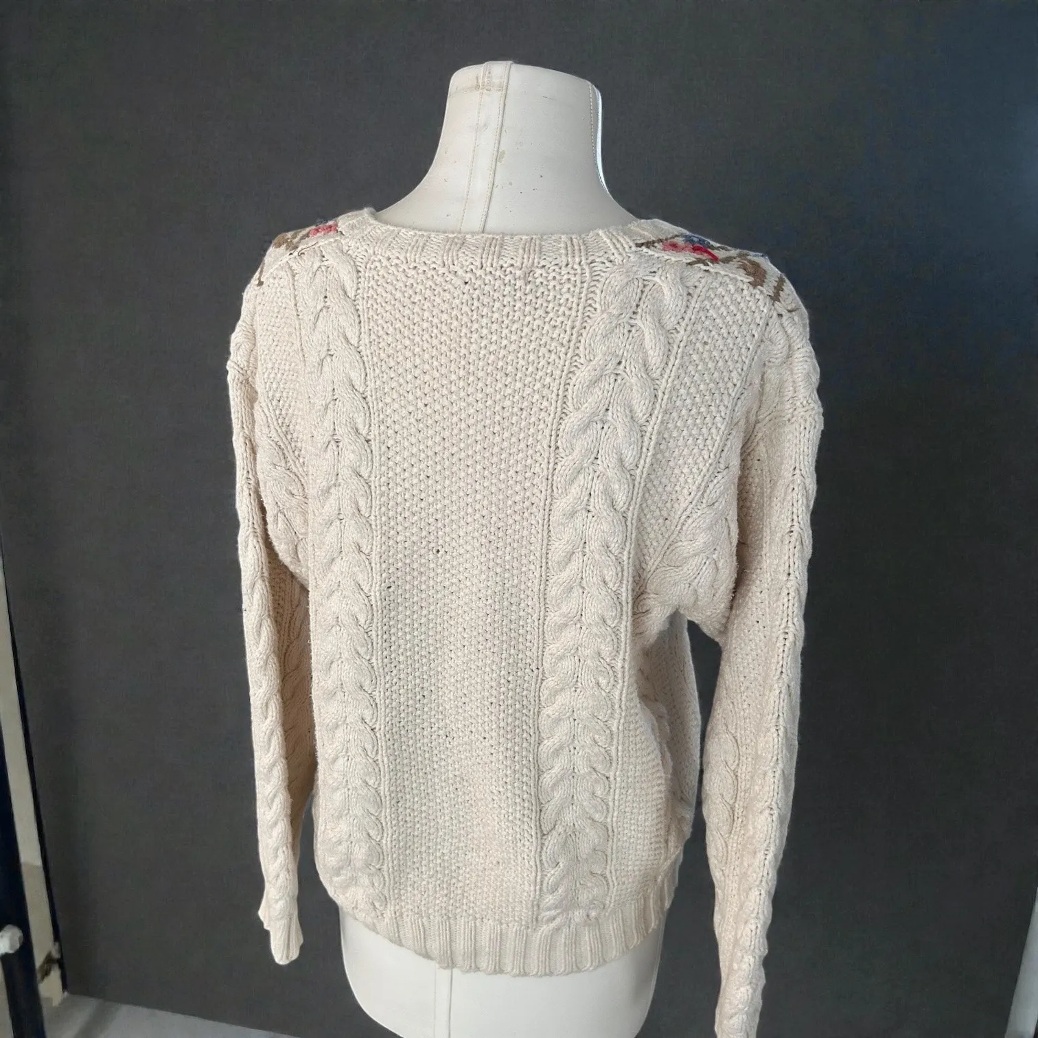 Vintage Banana Republic Safari & Travel Floral Embroidered Knit Sweater sz Small - Image 8