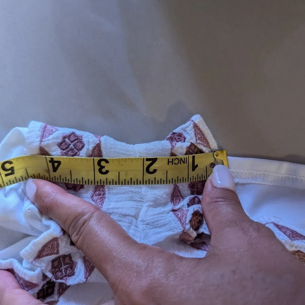 Lulus Ivory Oaxaca Embroidered Off Shoulder Romper short size M beach summer - Image 7